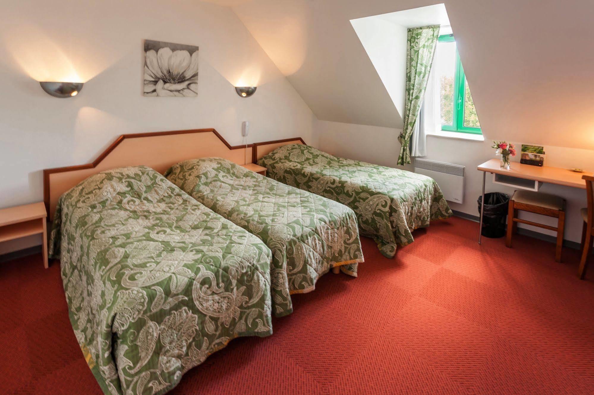 Hotel Du Lac Huelgoat Εξωτερικό φωτογραφία