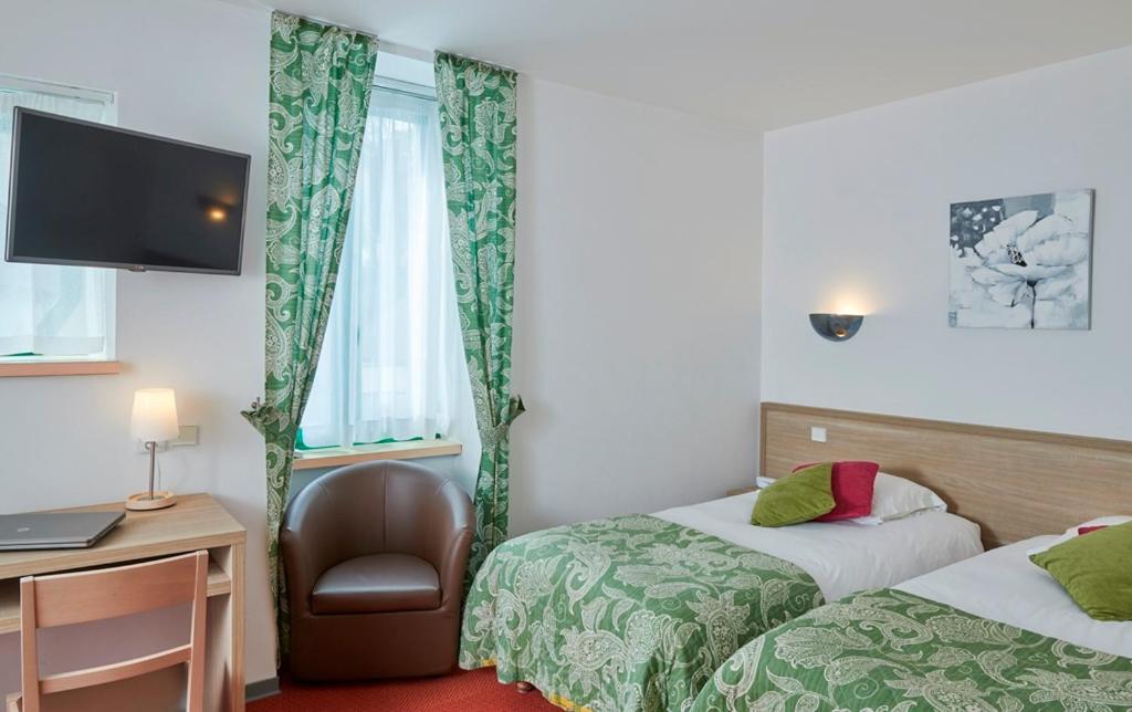 Hotel Du Lac Huelgoat Εξωτερικό φωτογραφία